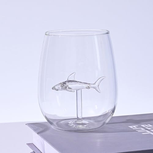 kucehiup Shark Wine Glasses 18oz Transparent Red Wine Glass with Shark Inside 530ml (Two Transparent Shark Cups)